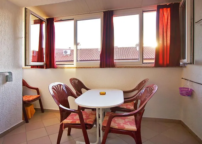 Ivka アパート ポレッチ